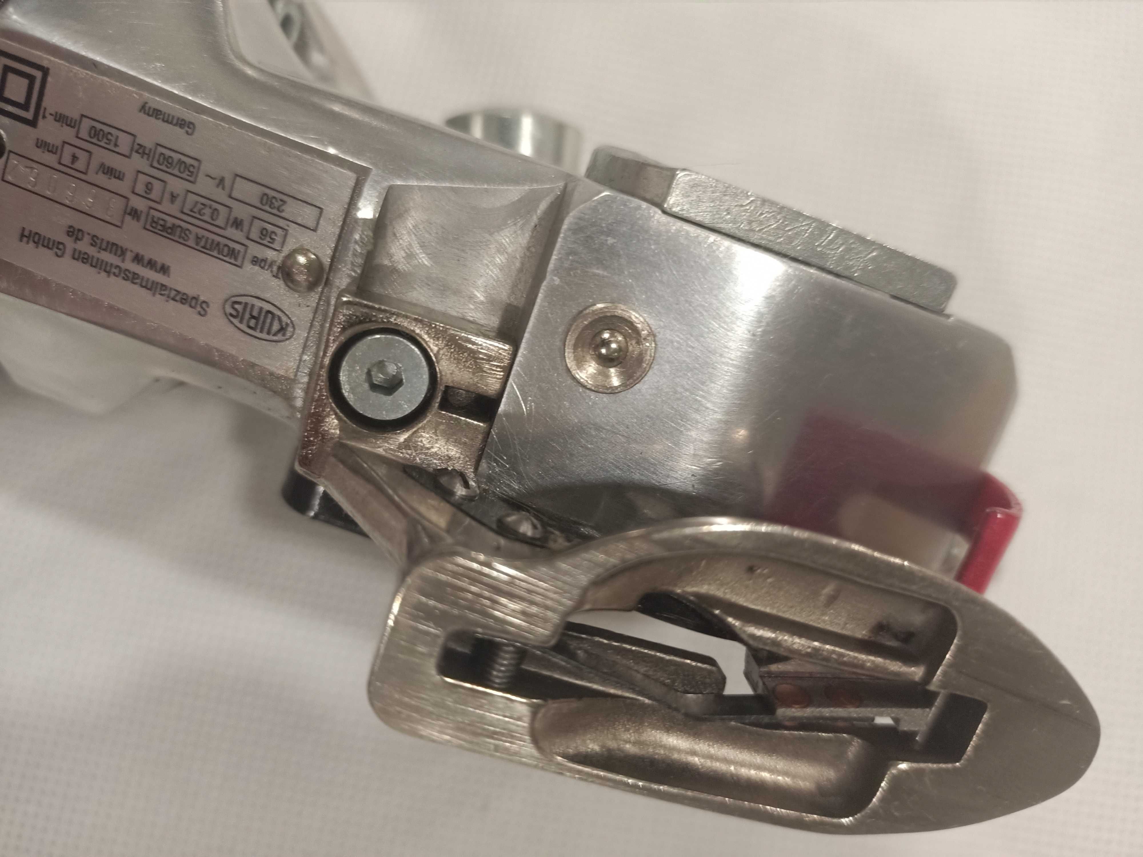 Máquina de corte de tecido com faca rotativa NOVITA Super