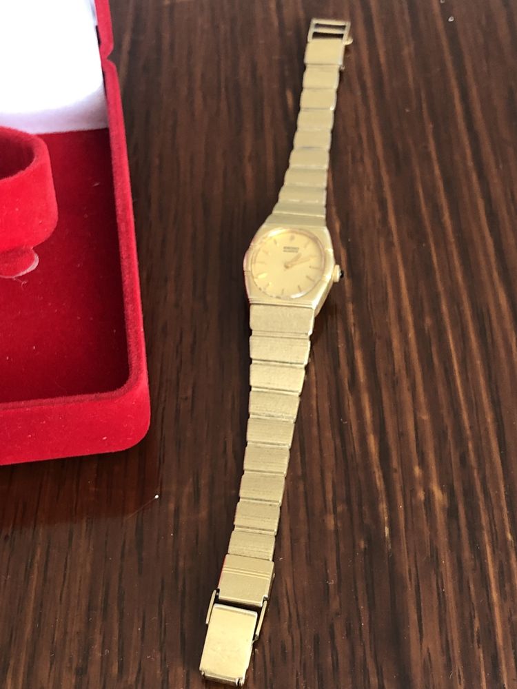 Zabytkowy zegarek damski japońskiej marki Seiko Vintage
