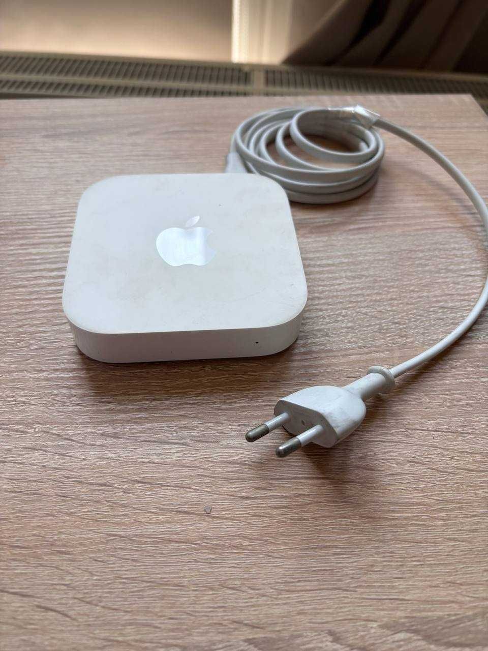 Роутер Apple Airport Express (Model A1392)