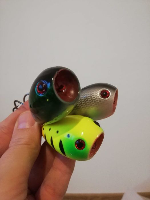 przynęty nowe spławiki haczyki ciężarki spinning raczki wobler