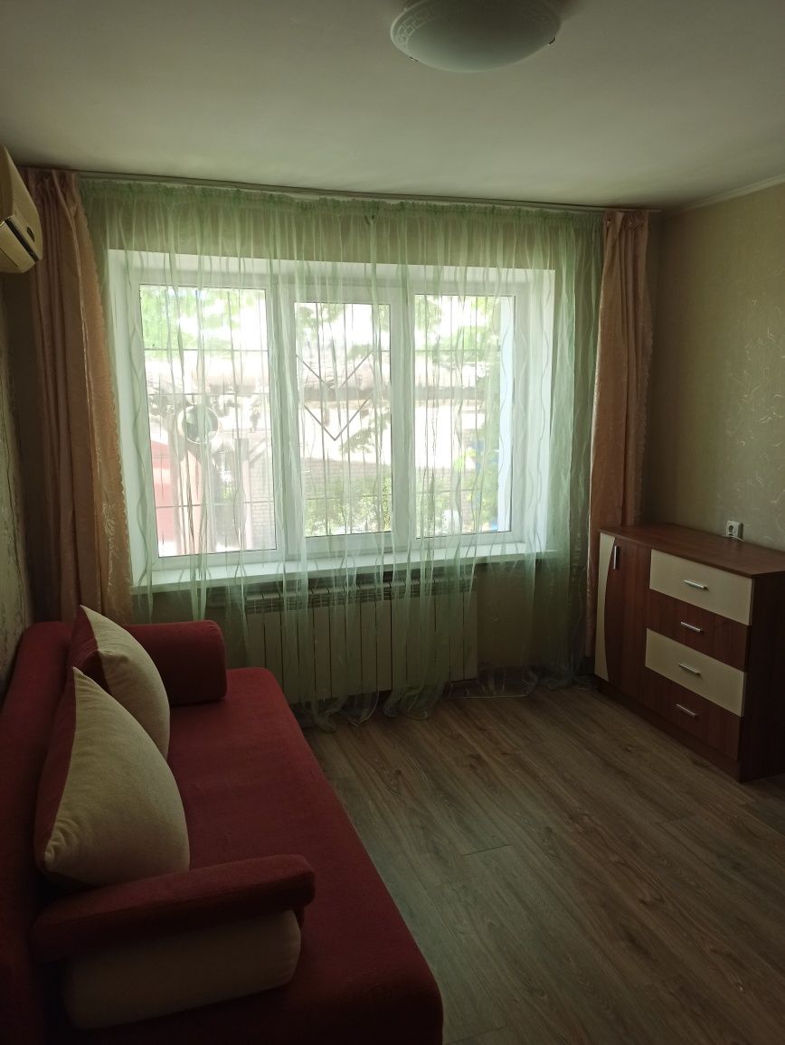 Продам 1-комнатную квартиру низ А. Поля Драгоманова