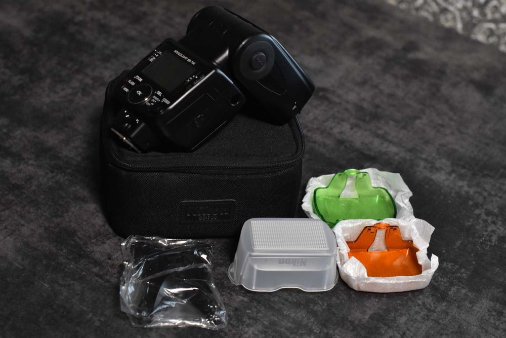 Nikon Speedlight SB-700 спалах як новий