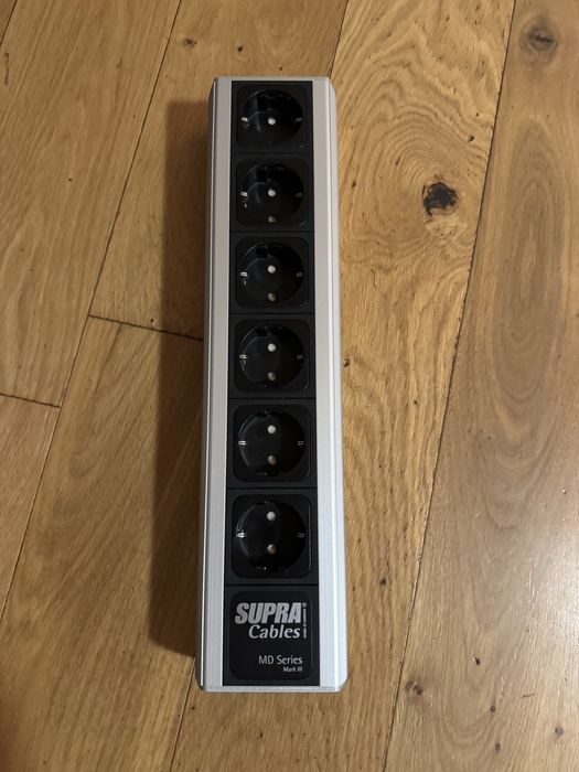 Listwa zasilająca Supra LoRad MKIII + przewód Supra LoRad 2.5