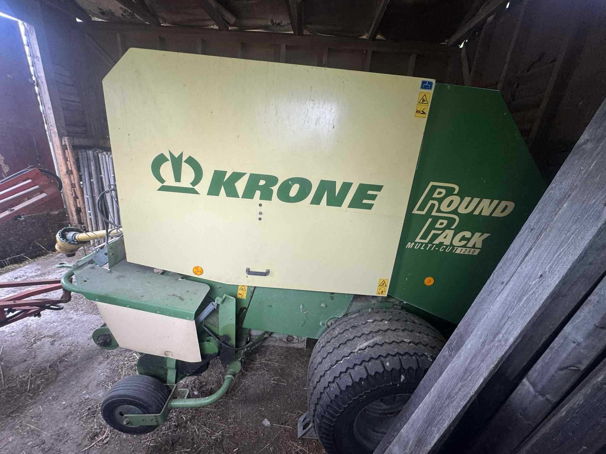 Prasa Rolująca Krone Round-Pack 1250 Multi-Cut 2007-rok Idealna