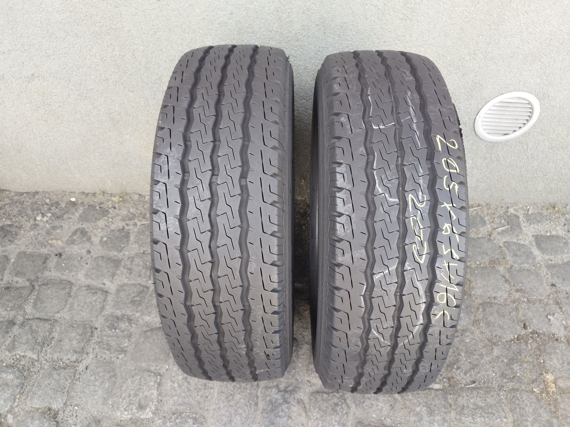 Opony 205x65x16 C firestone