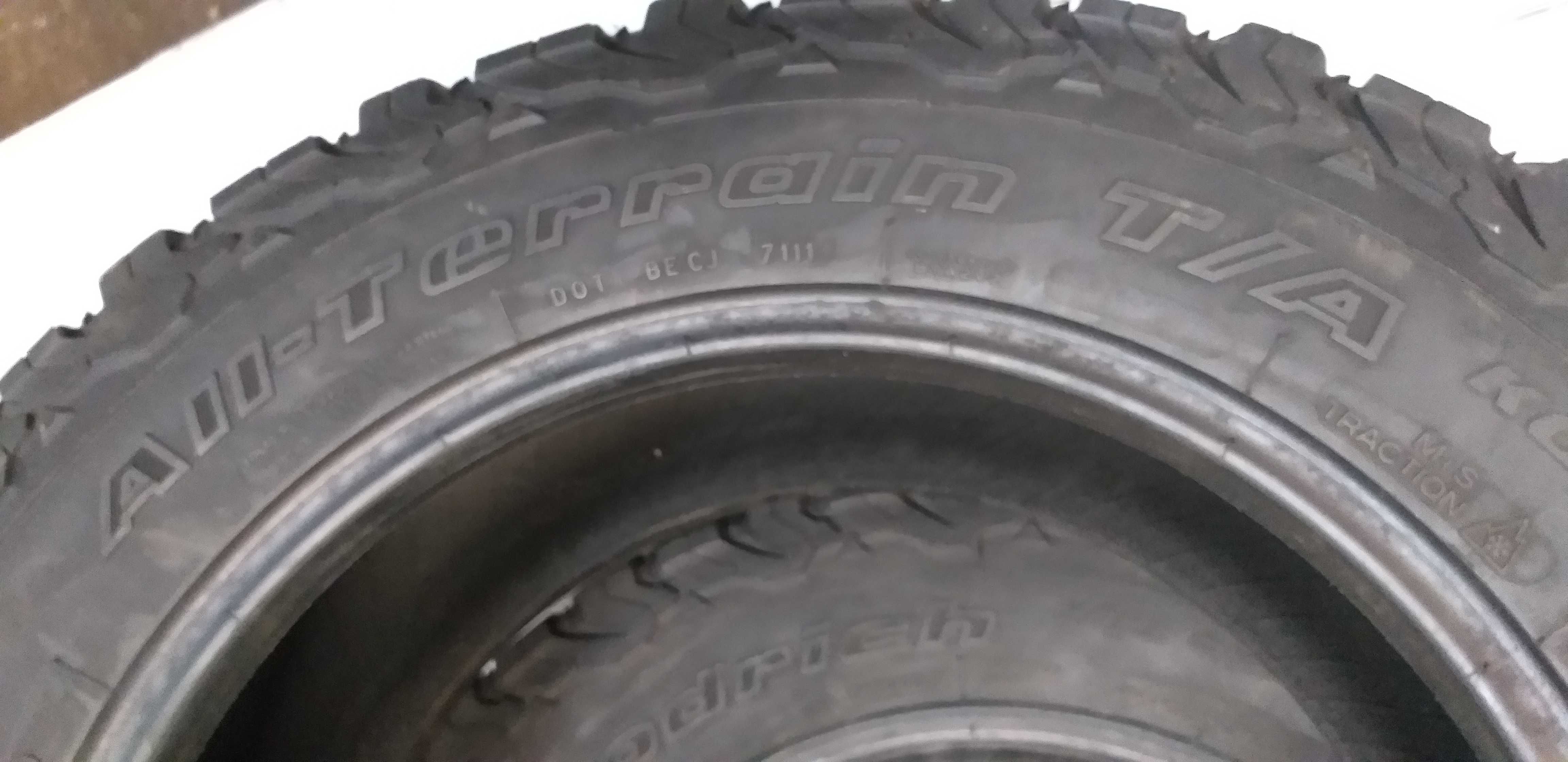 P539590M Para 265/60R18 BF-GoodRich All-Terrain T/A KO2 dot.4120