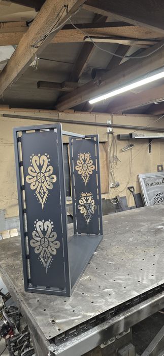 Stojak na drewno kominkowe cnc