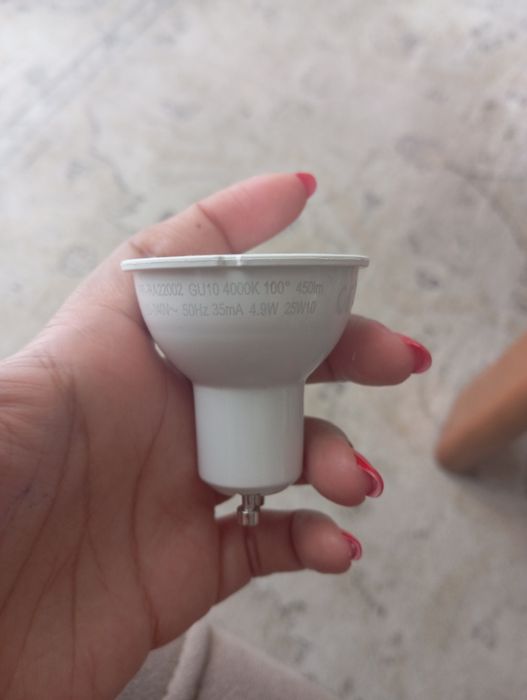 Conjunto de lâmpadas LED GU10 e ligadores