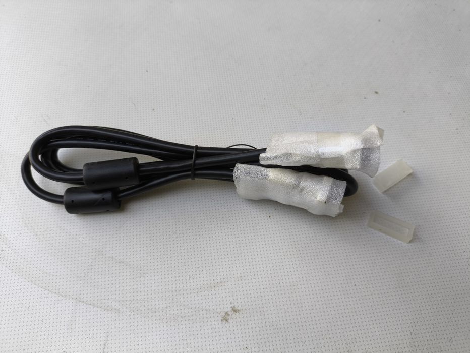 Kabel DVI - DVI nowy