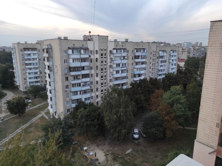 Оренда 1 комнатної квартири на Симиренка 22а