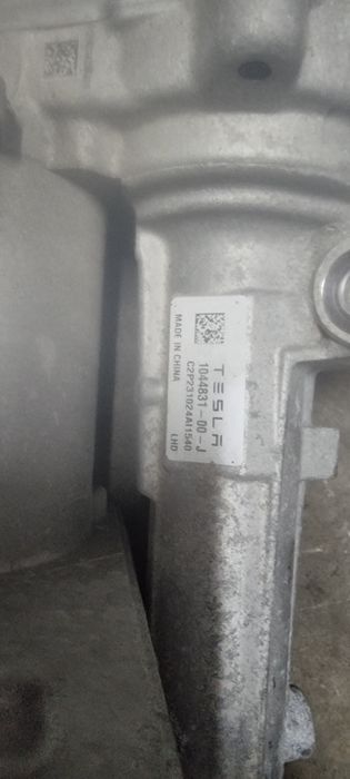 Caixa direcao TESLA model Y,X,S e model 3