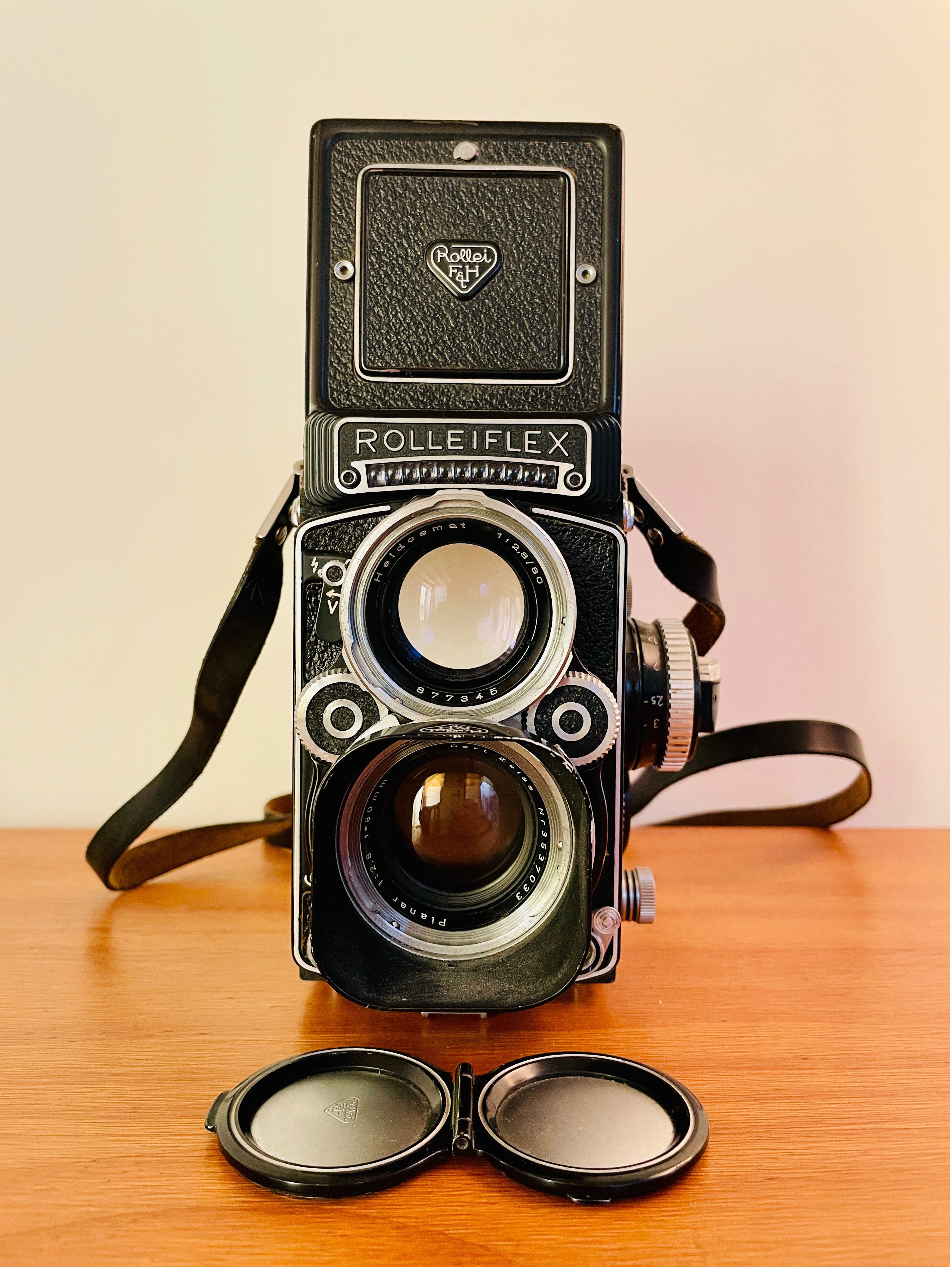Rolleiflex 2.8F Twin Lens Reflex Planar 80mm