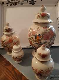 Conjunto de 4 peças em porcelana japonesa
