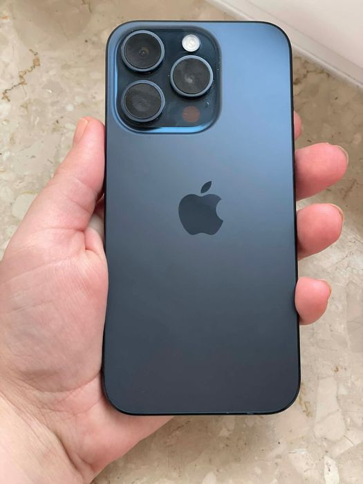 iPhone 15 Pro – 256 GB