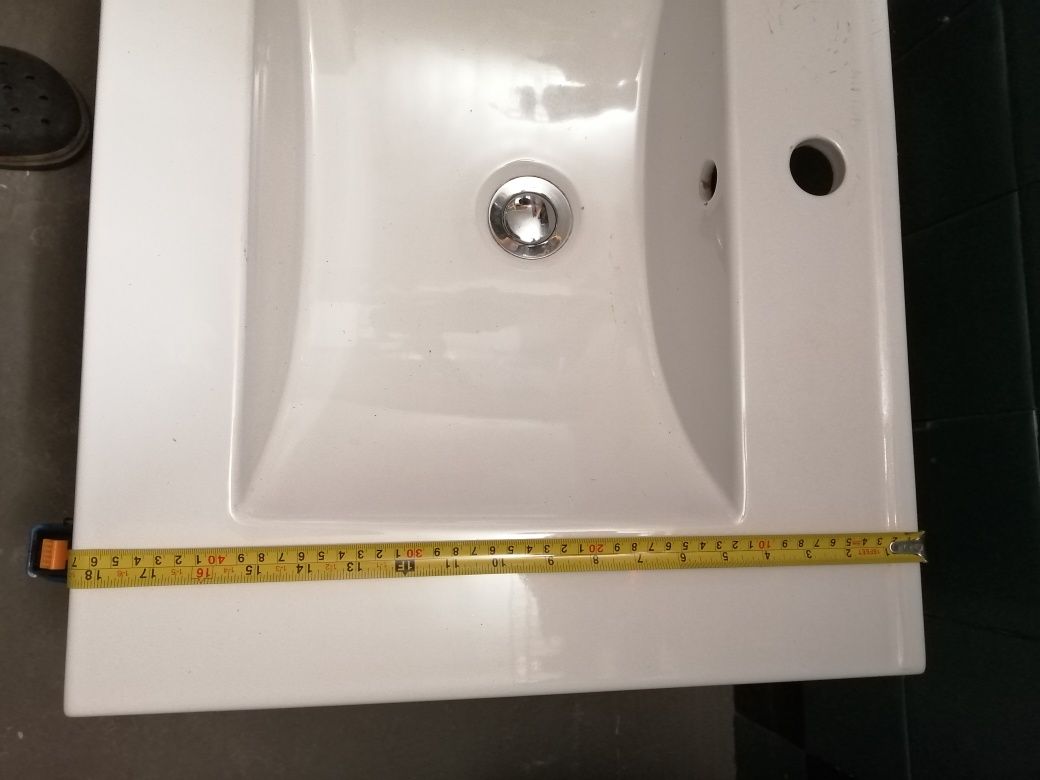 Szafka łazienkowa pod umywalkę