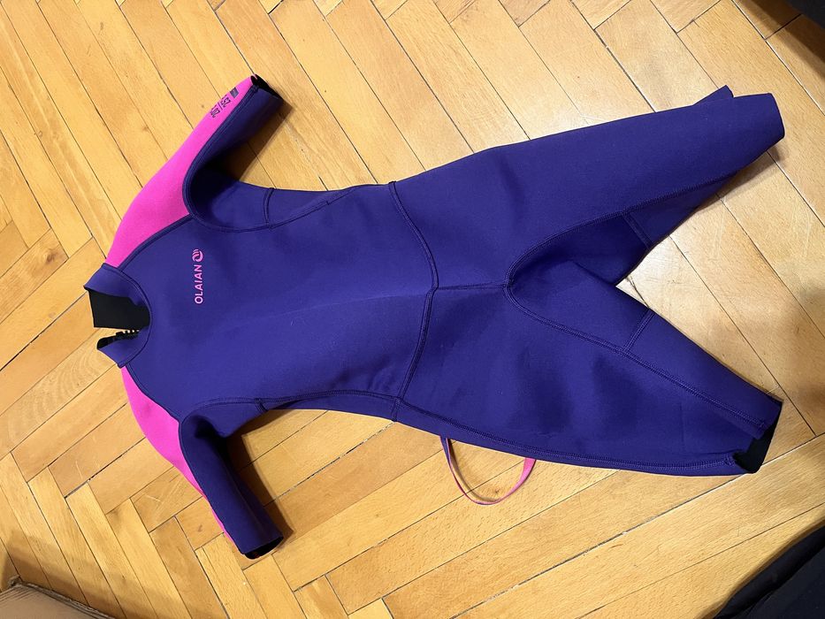 Strój kopielowy pianka dla dziewczynki z dekathlona