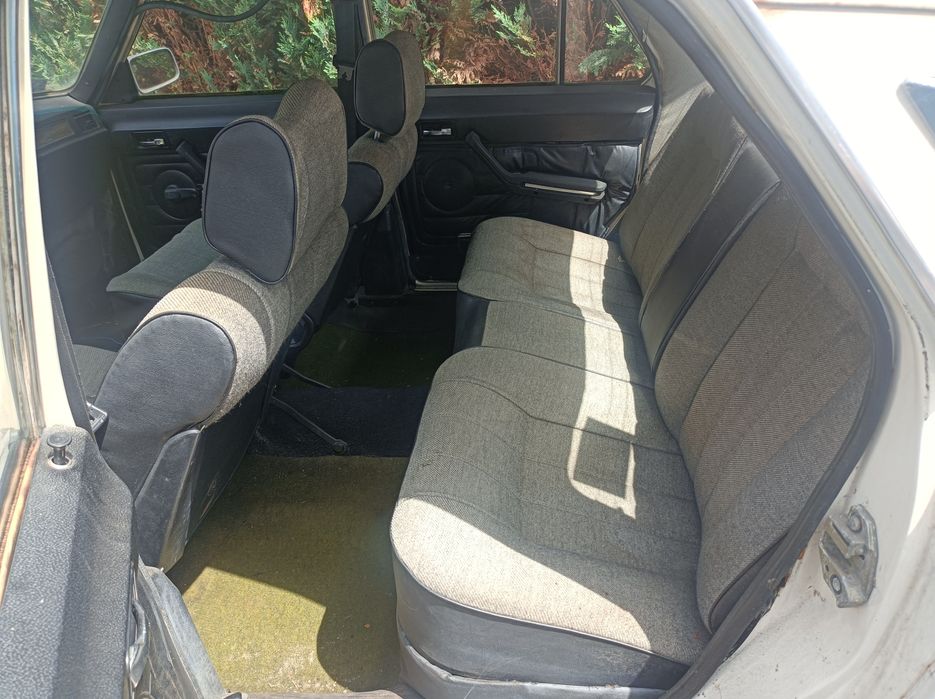 Wołga milicja 2,4 diesel GAZ 24