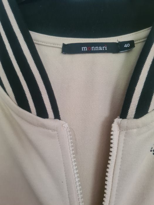 Sukienka narzutka Monnari