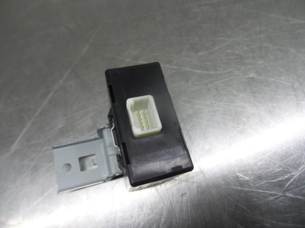 Módulo confort NISSAN NV200/Evalia Combi (M20)