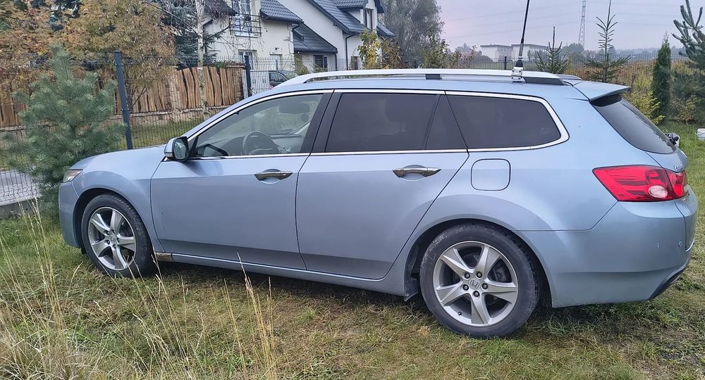 Honda Accord Honda Accord 8 Tourer CW1 Kombi rok 2011 2.0 LPG 156 KM Full opcja