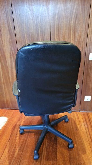 Cadeira Escritório  - Grátis
