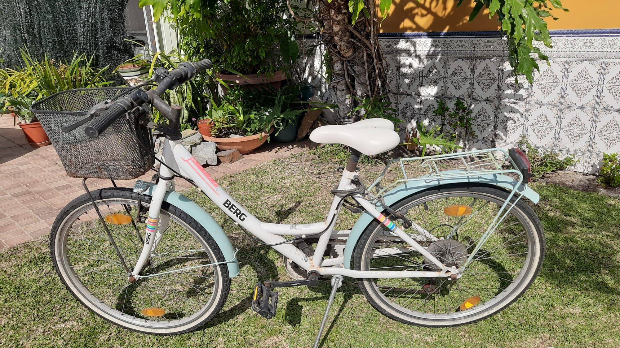 Bicicleta de criança/ adolescente