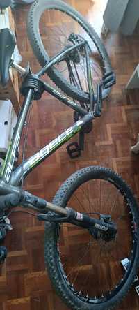 bike btt usada bom material