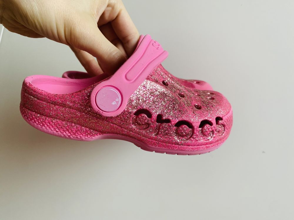 Crocs rozm C8 brokatowe