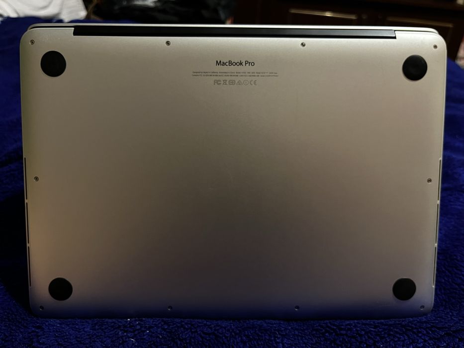 MacBook Pro 13 2015 року на 500 гб