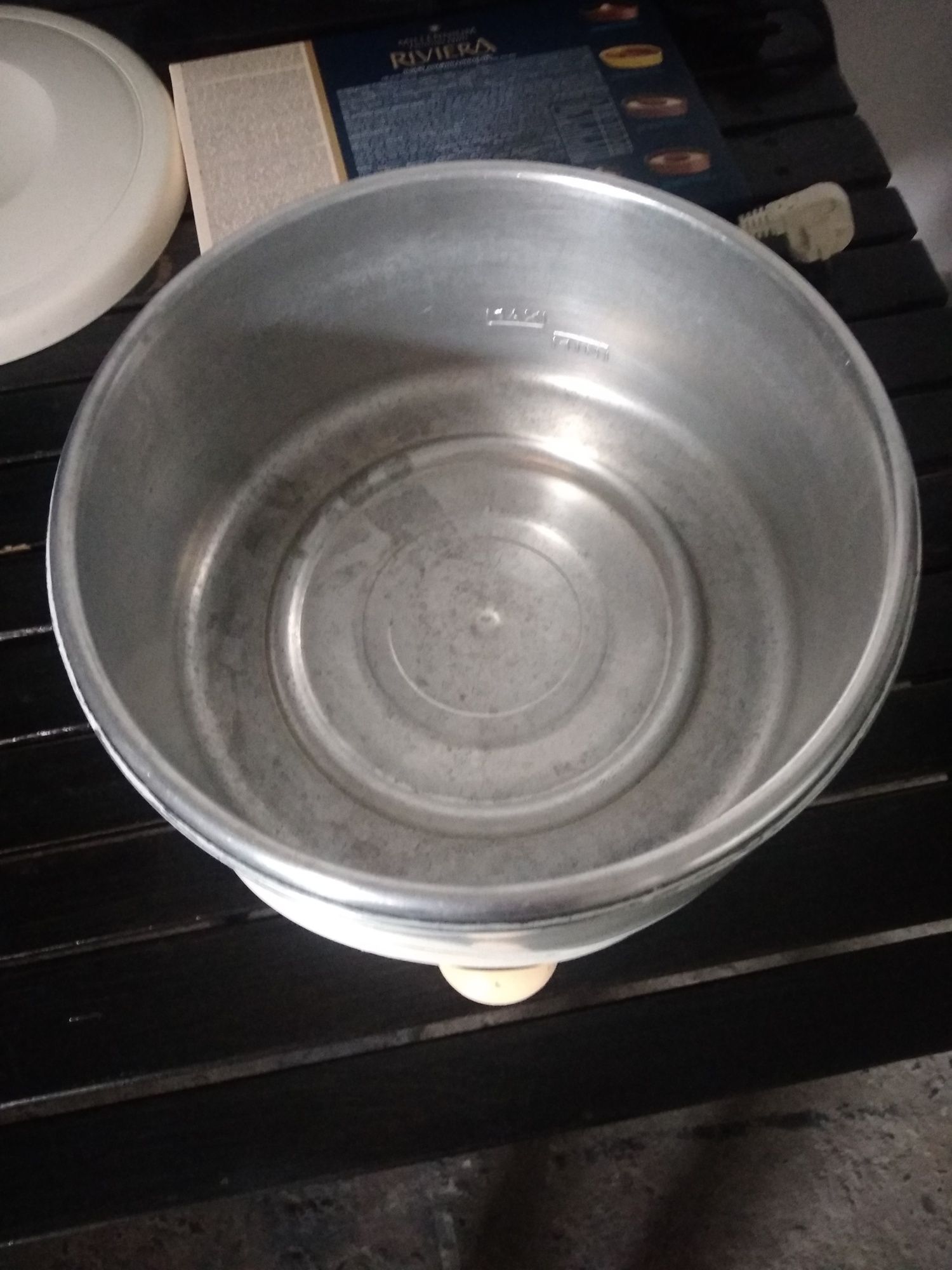 . Продам фритюрницю .