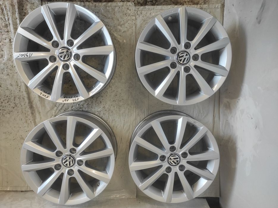 137 Felgi aluminiowe ORYGINAŁ VW Volkswagen R 16 5x112 Bardzo Ładne