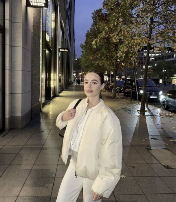 Пуффер Пуховик Куртка Бомбер Zara молочний