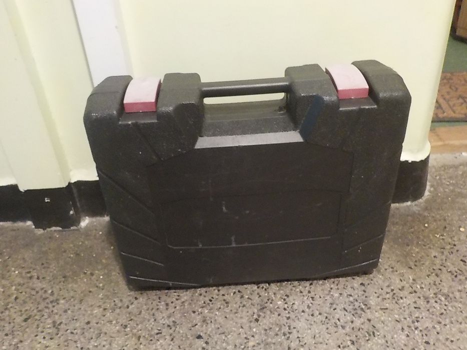 Bosch Makita YATO walizka opak. 43x35x13cm zestaw  na narzędzia