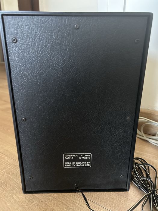 Antigo Gira Discos Fidelity Music Centre com Colunas