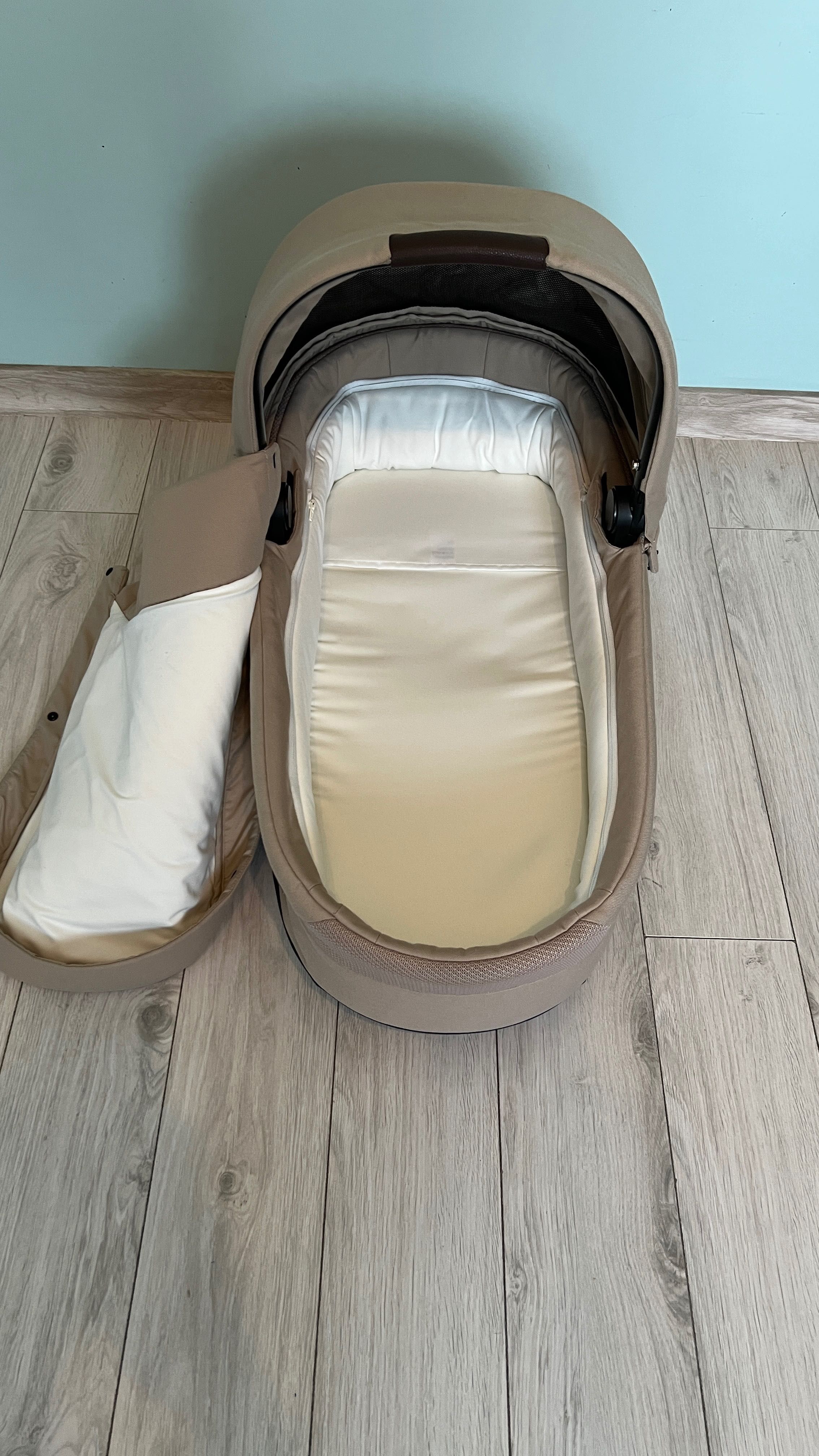 Cybex Cot S Lux Gondola Do Wózka Balios   2.0 Almond Beige 2024