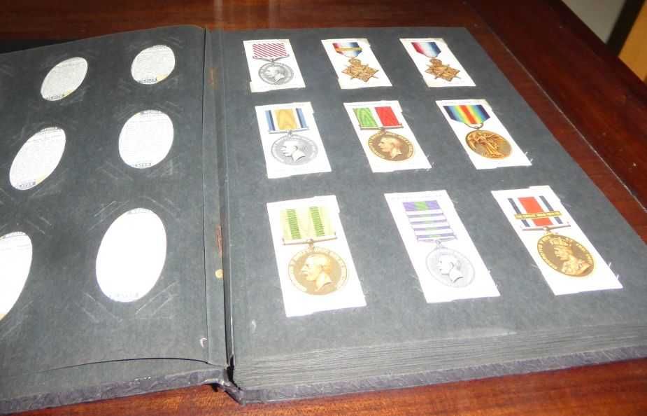 Álbum cartóes de tabaco - Players - condecorações militares, navios