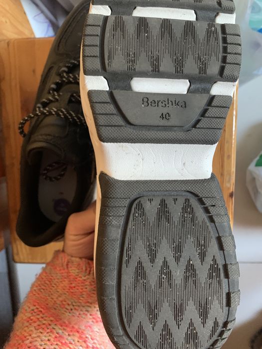 Buty Bershka 40 jak nowe