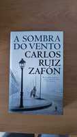 Livro "A sombra do vento" de Carlos Ruiz Zafón