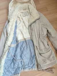 Jasna parka wiosenna River Island