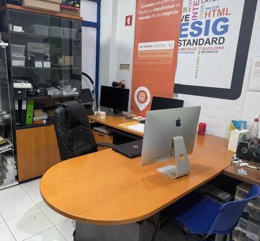 Conjunto mobiliário escritório