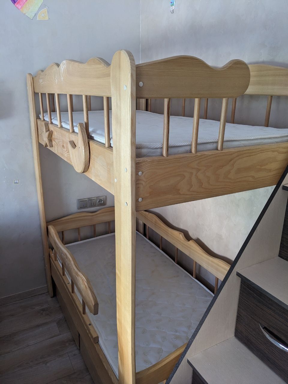 Дитяче двоповерхове ліжко 140*70