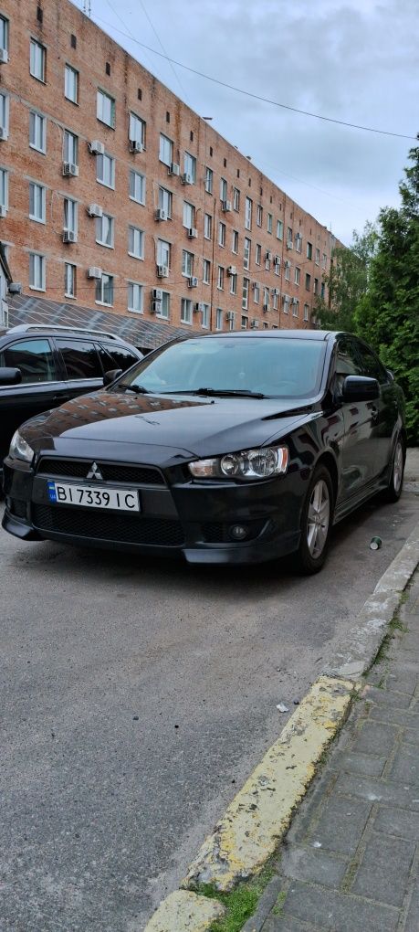 Mitsubishi  Lancer 10