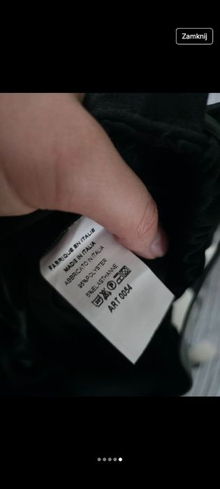 Czarna szerokie jesienne szwedy z paskiem R uni