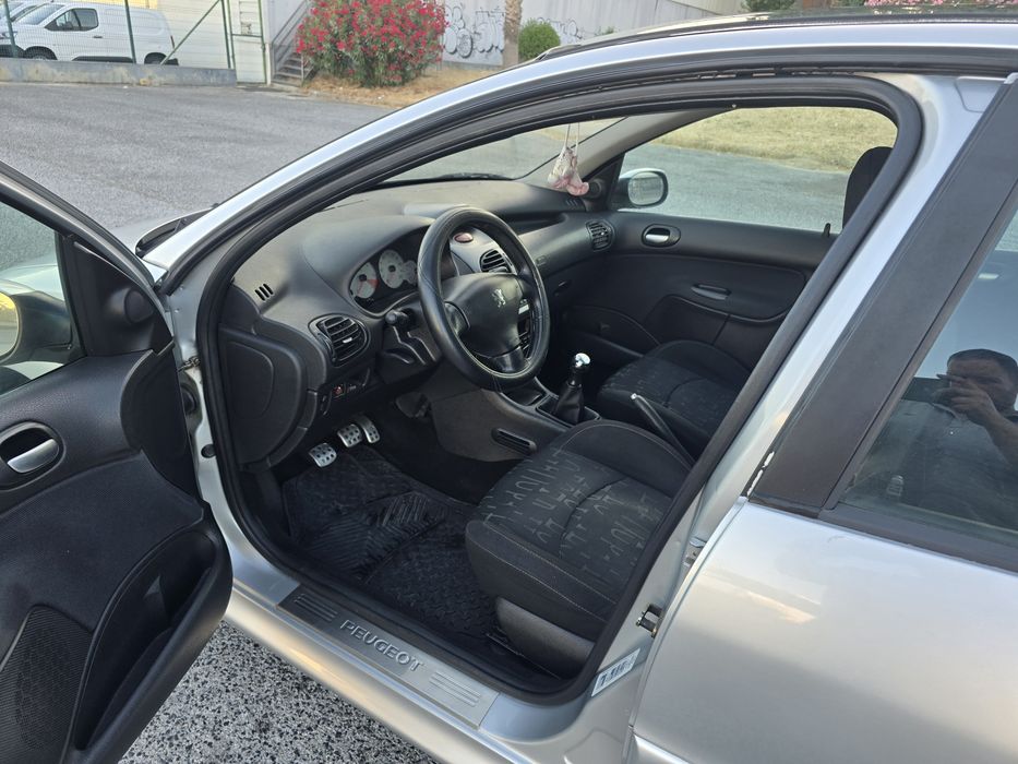 Peugeot 206 1.4hdi Black & Silver Edition