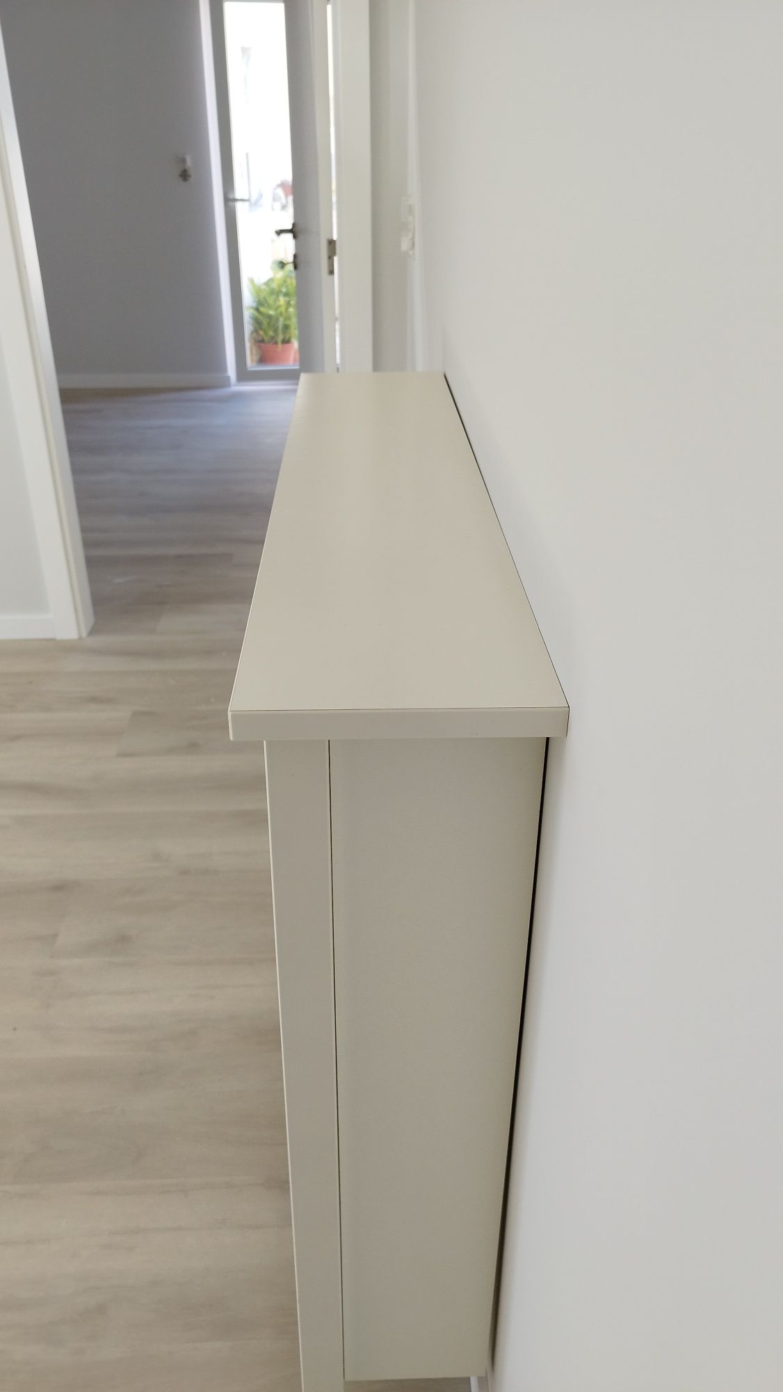 Sapateira IKEA Hemnes