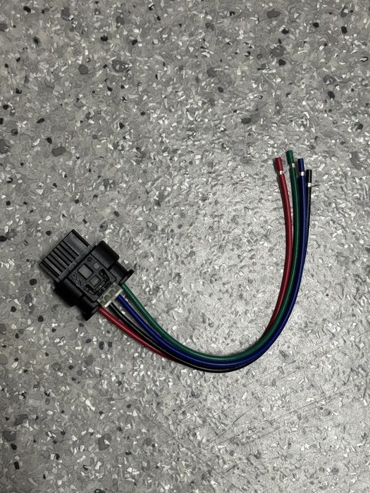 Моторчик жалюзи Jeep Cherokee 2019+ фишка