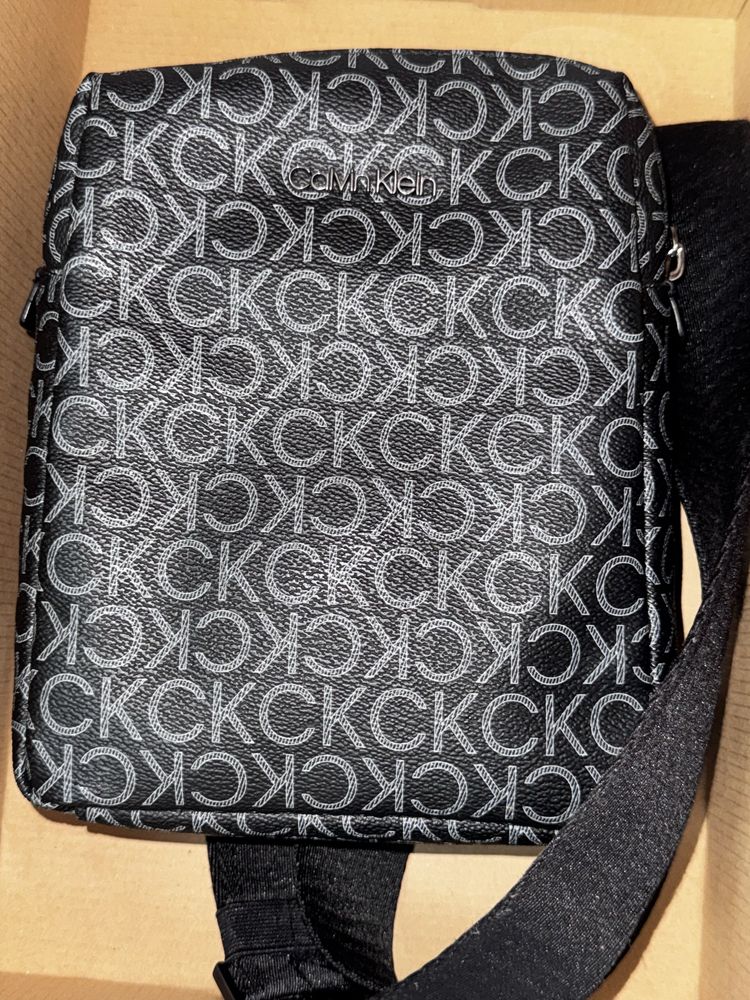 Oryginalna torba Calvin Klein na ramie