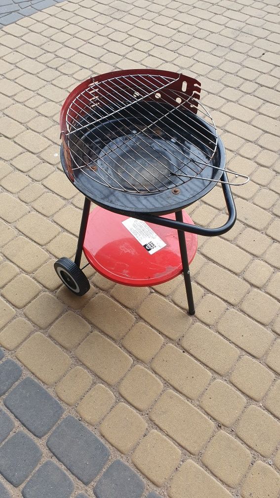 Grill okrągły 41cm na kołach Landmann 0660