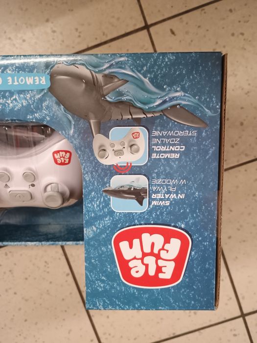 Ele fun rekin do basenu,zdalnie sterowany