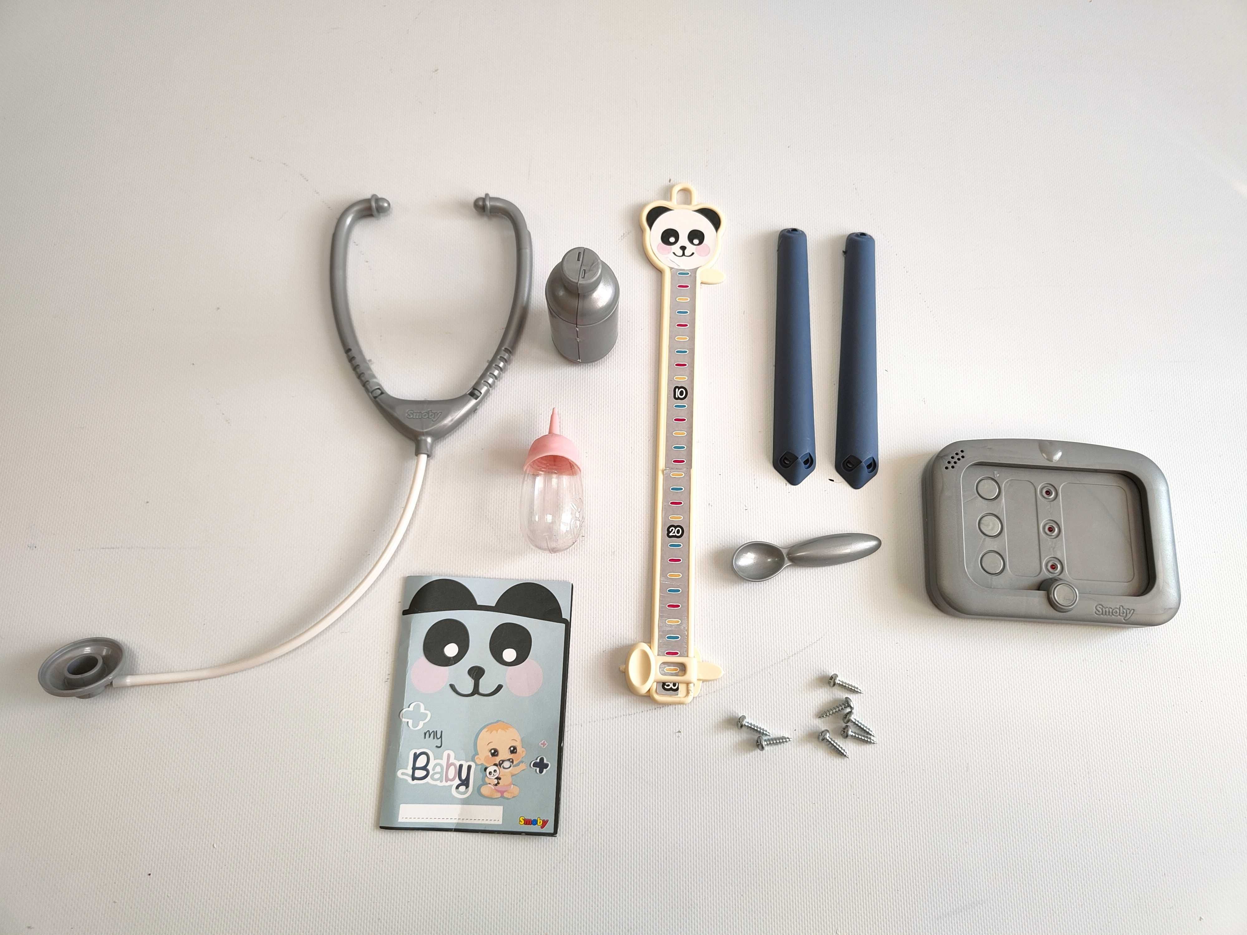 Smoby Baby Care - Centrum opieki z elektronicznym tabletem A